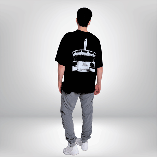 T-Shirt Oversize: Brutalist - Buzludzha (nera)