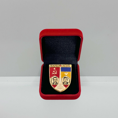 Spille commemorative "Corsa allo Spazio"