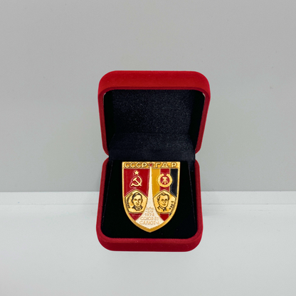 Spille commemorative "Corsa allo Spazio"