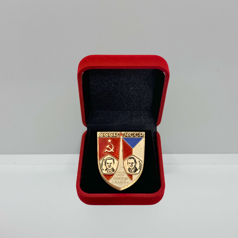 Spille commemorative "Corsa allo Spazio"