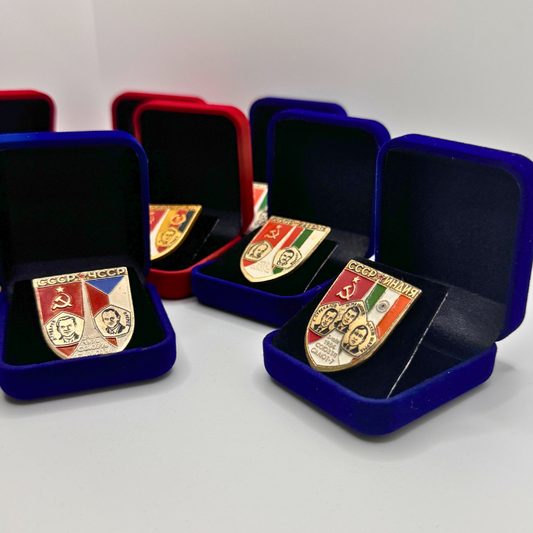 Spille commemorative "Corsa allo Spazio"